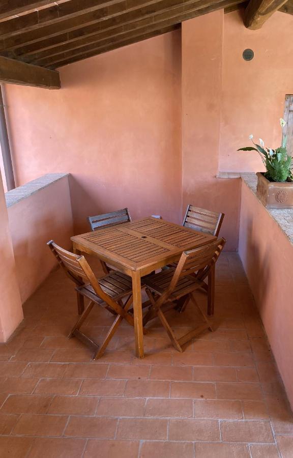 Agriturismo Podere La Casa Palaia Ngoại thất bức ảnh