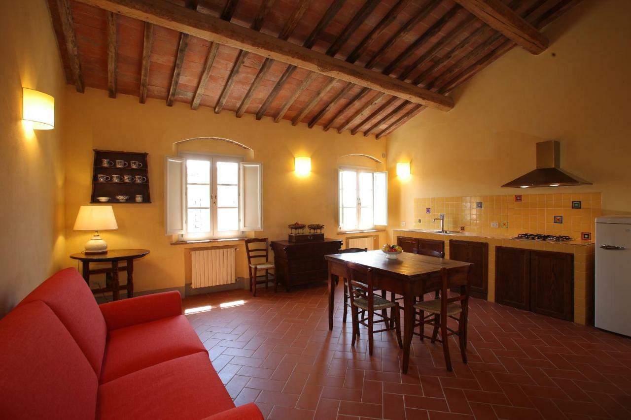 Agriturismo Podere La Casa Palaia Ngoại thất bức ảnh