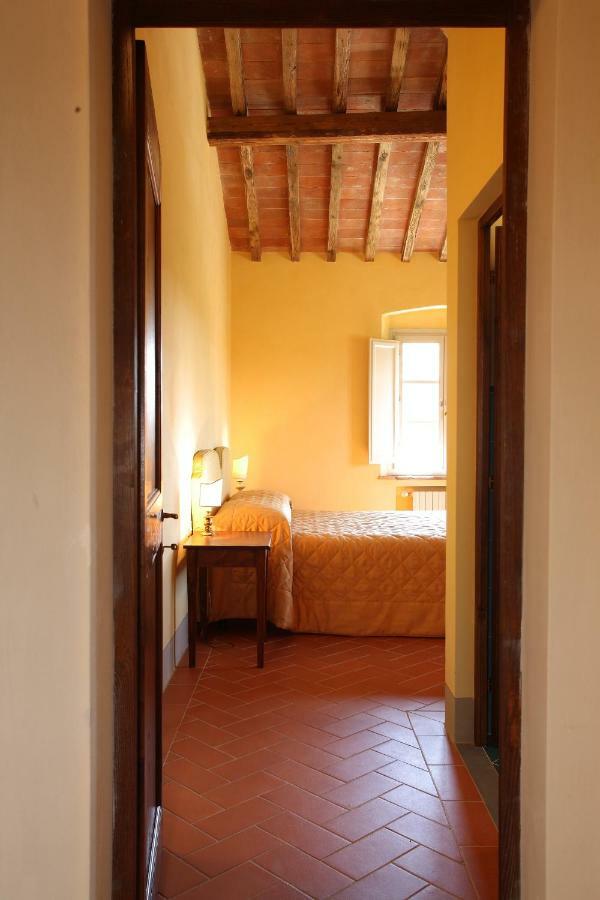 Agriturismo Podere La Casa Palaia Ngoại thất bức ảnh